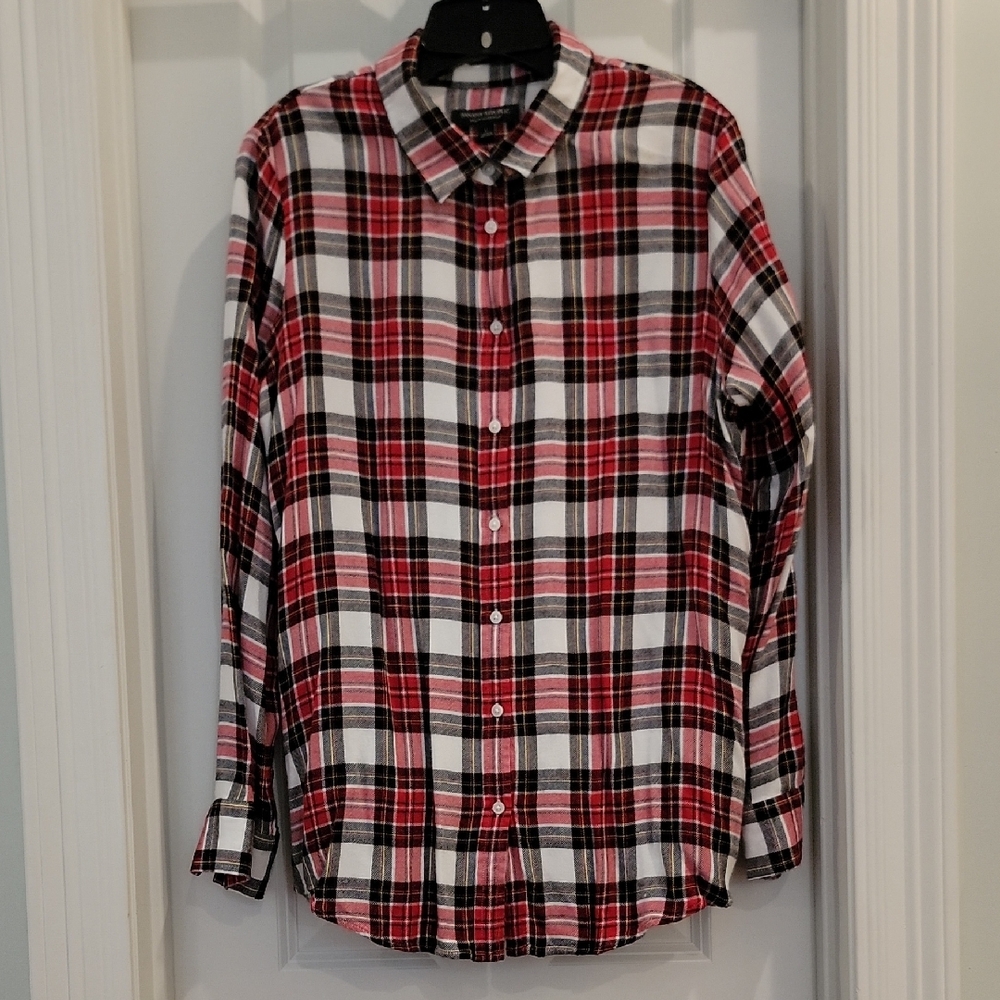 Banana Republic Womans Red and Black Plaid Shirt